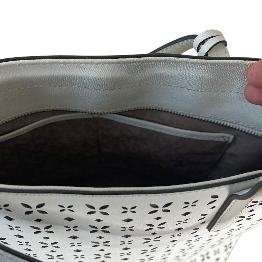 Michael Kors White Perforated‎ Leather Tote Bag MK Charm - Picture 8 of 15
